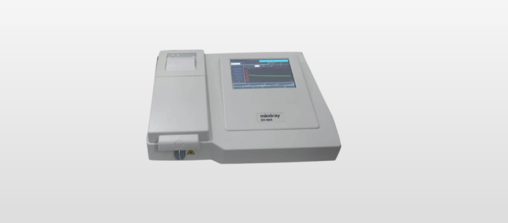 Analizador semiautomático de química clínica. El analizador de ELISA BA-88A es un equipo semiautomatizado económico para laboratorios pequeños de bajas cantidades de pruebas diarias.