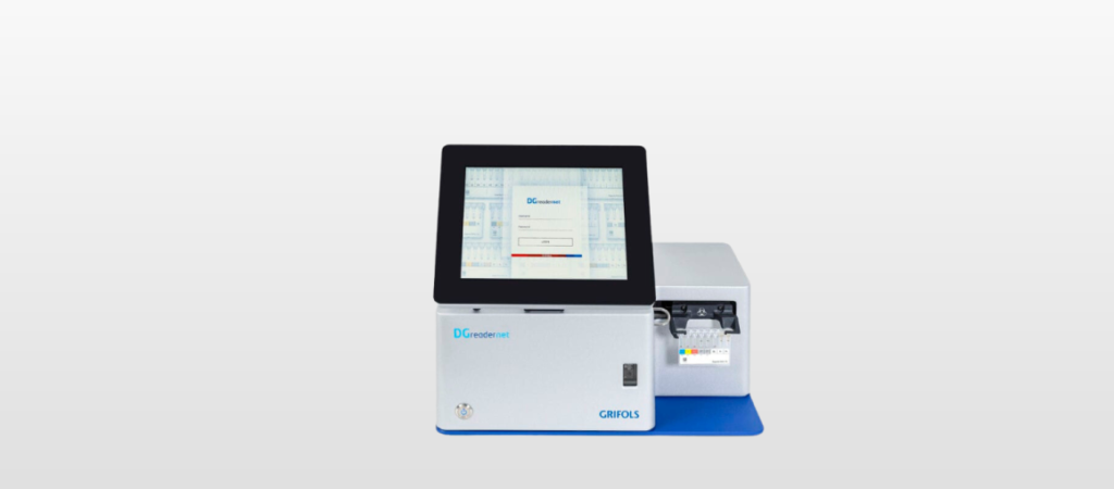Además de los dispositivos manuales, este lector digital añade un nivel de automatización para interpretar los resultados de las pruebas de la tarjeta DG Gel.